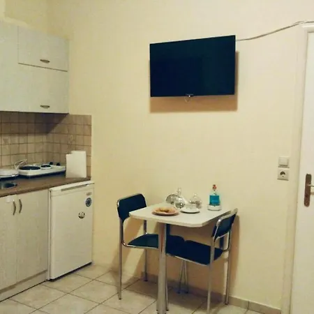 Filoxenia Apartamento *